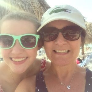 Meet your Posher, Michelle